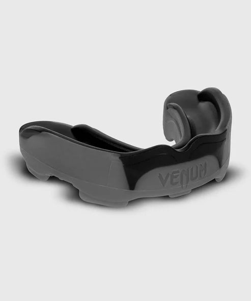 Venum Predator Mouth Guard - Fight Co