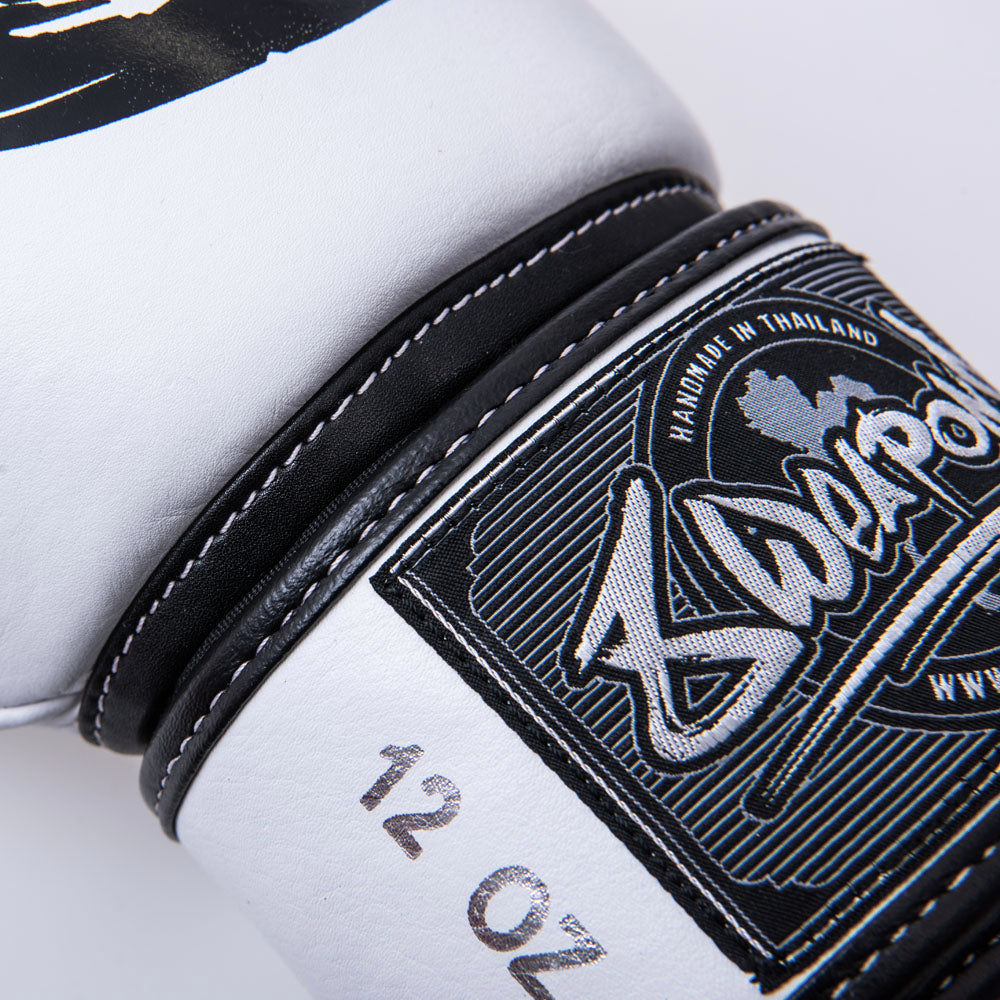 8 WEAPONS Big 8 Boxing Gloves 8 WEAPONS