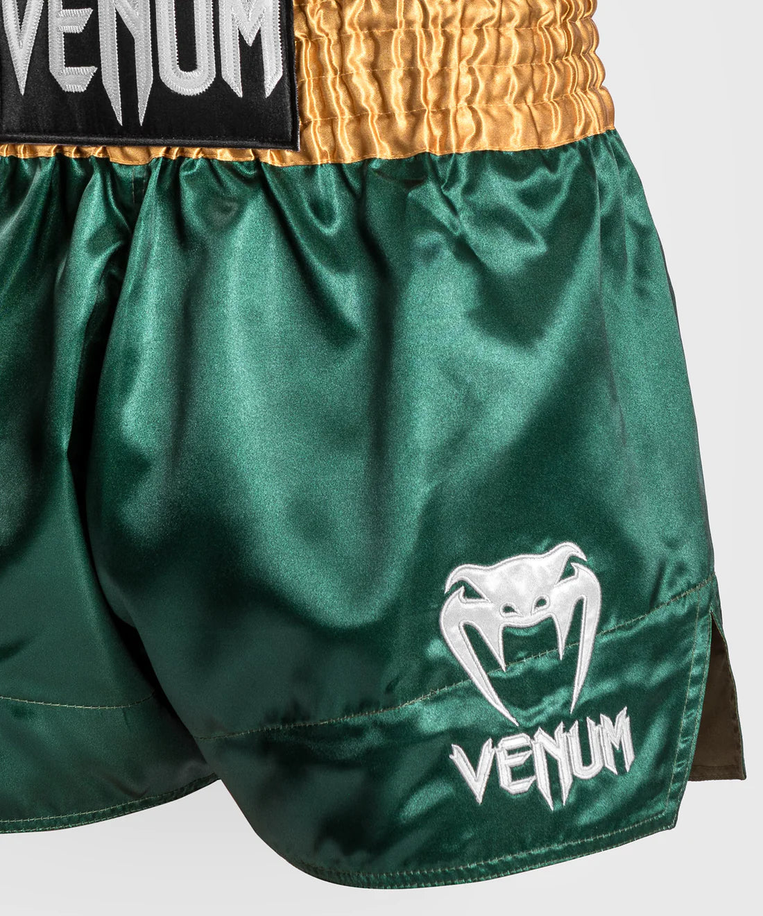 Venum Classic Muay Thaï Short - Black/White/White Fight Co