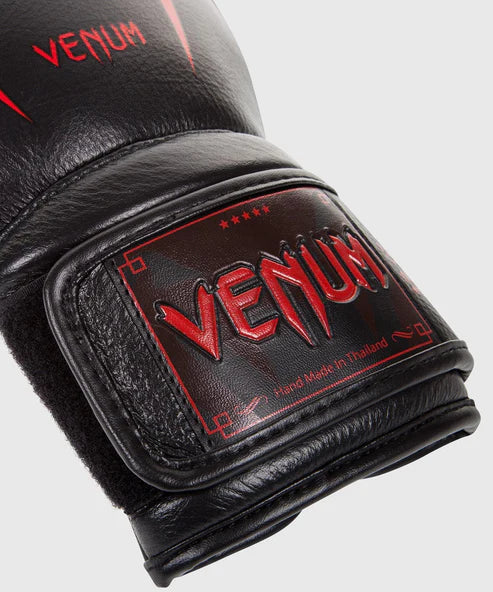 Venum Giant 3.0 Boxing Gloves - Fight Co
