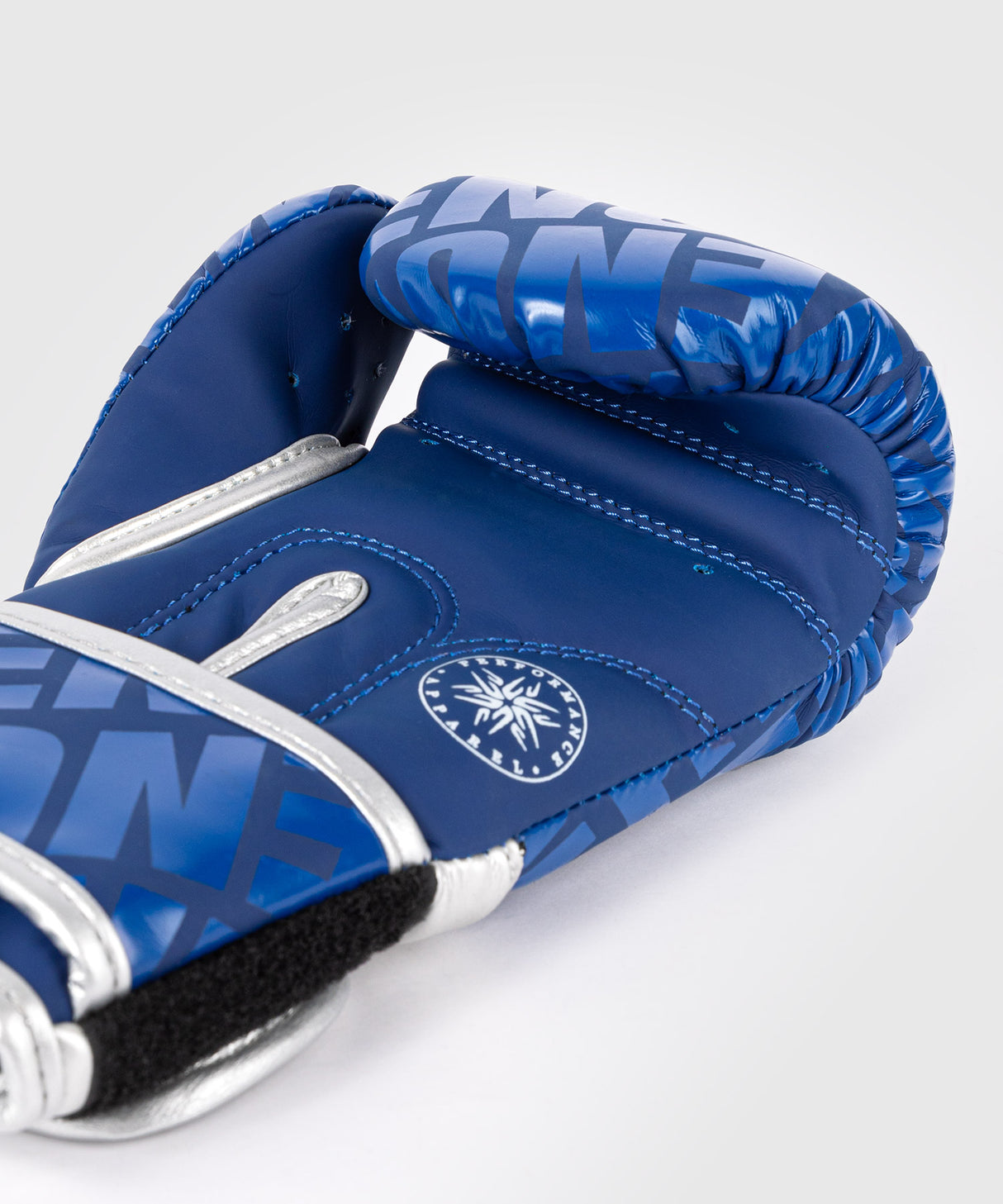Venum Contender 1.5 XT Kids Boxing Gloves