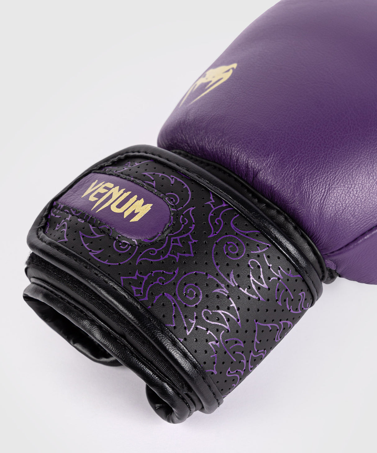 Venum Power 2.0 Boxing Gloves