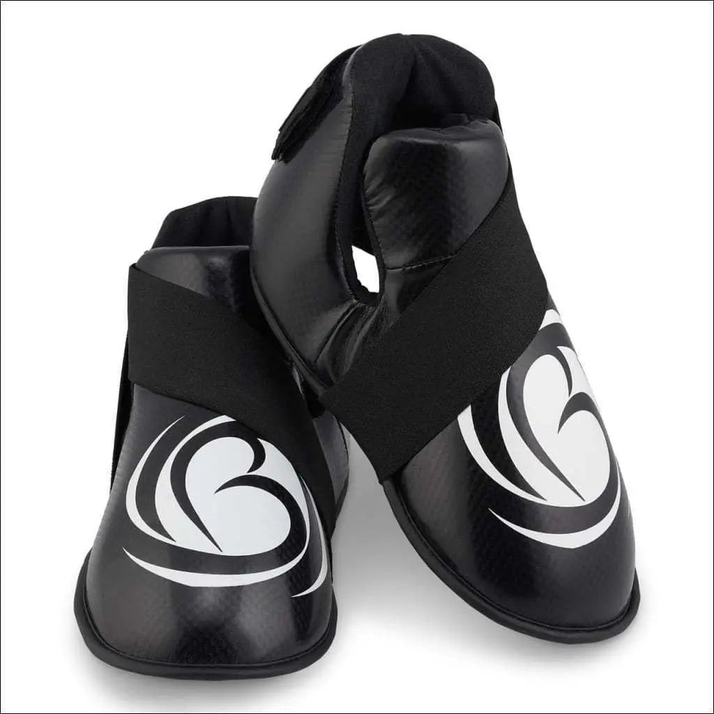 Bytomic Performer Point Sparring Kick Pads Bytomic