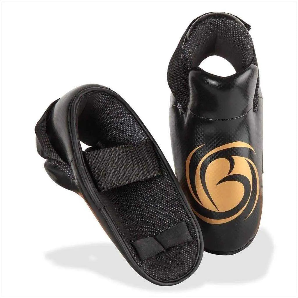 Bytomic Performer Point Sparring Kick Pads Bytomic