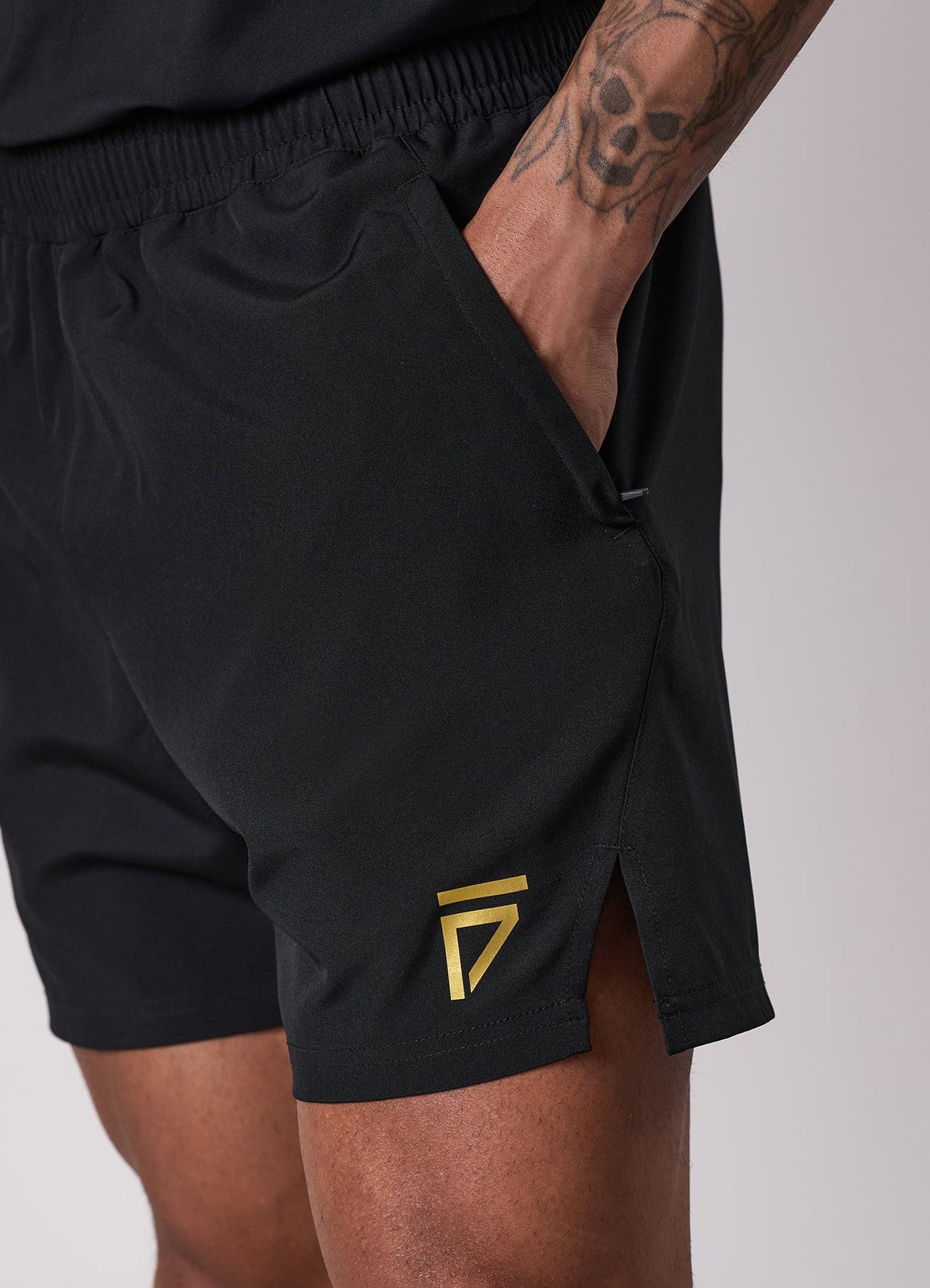 Gym King Fight Division Training 5" Short - Black/Gold