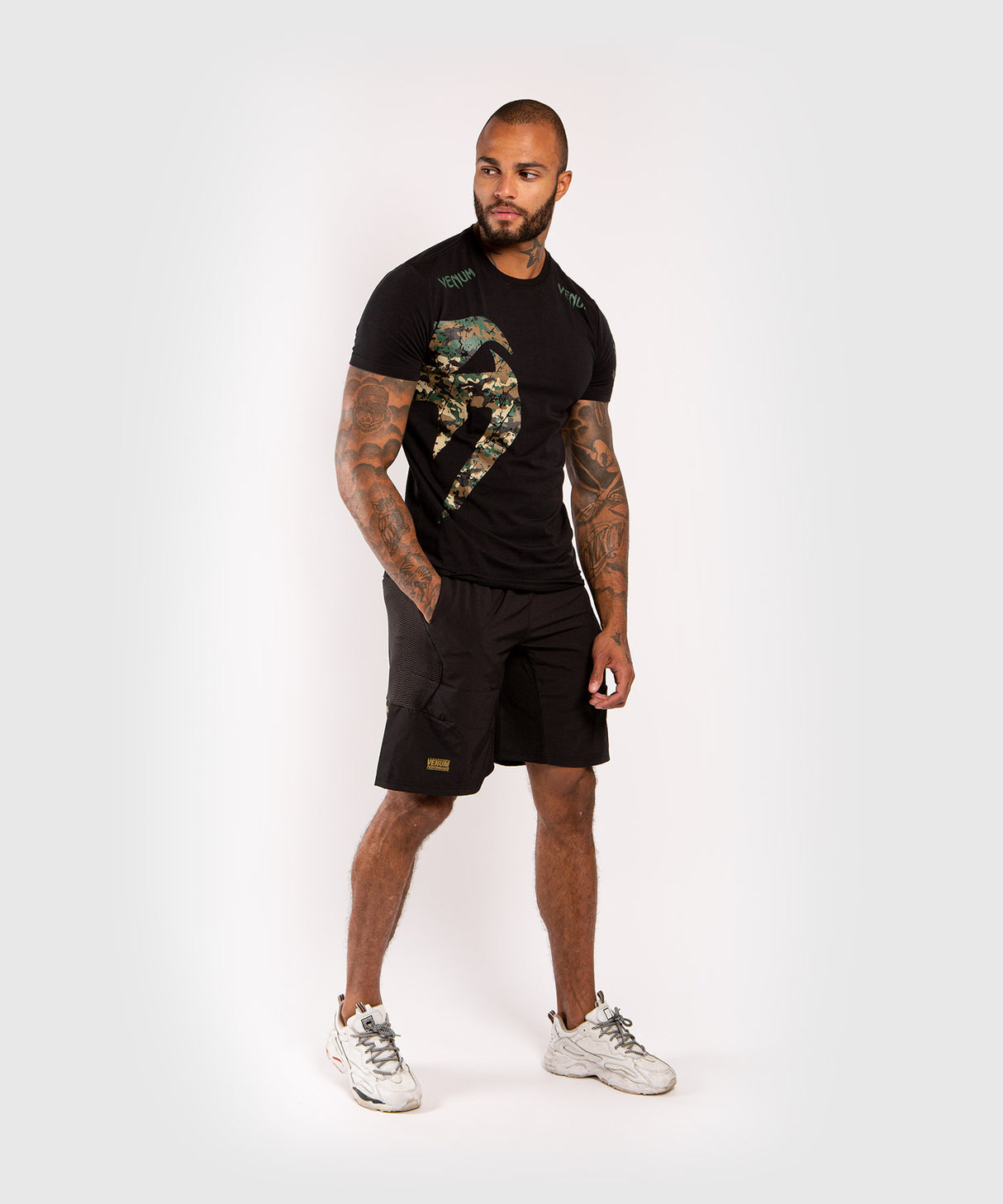 Venum Giant Mens T Shirt