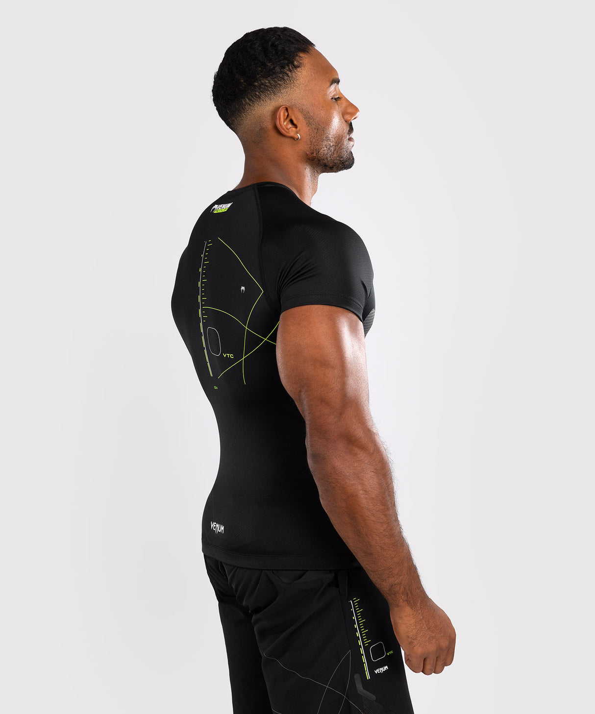 Venum Training Camp 4.0 Short Sleeve Rash Guard - Black/Neon Green