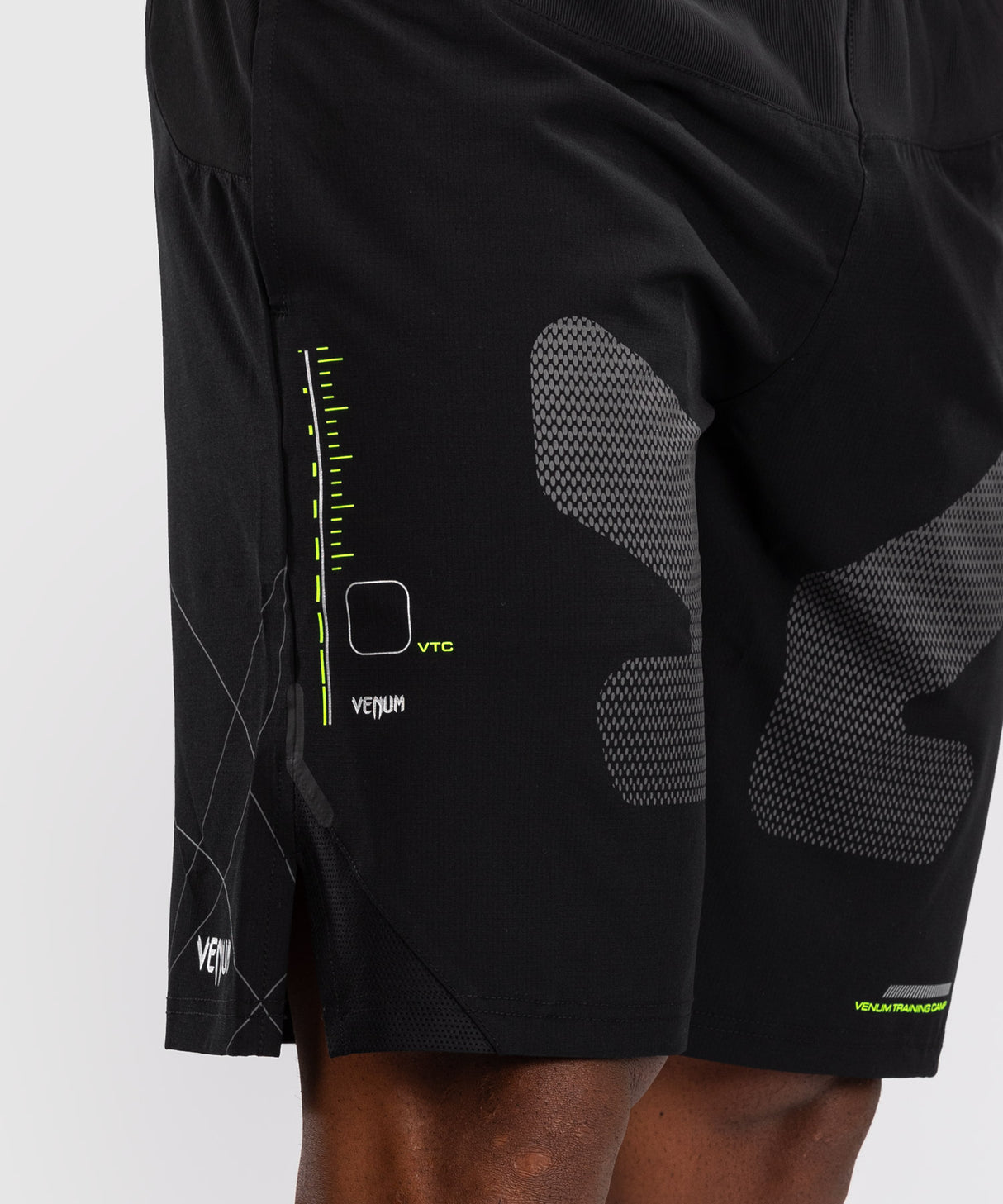 Venum Training Camp 4.0 Training Shorts - Black/Neon Green