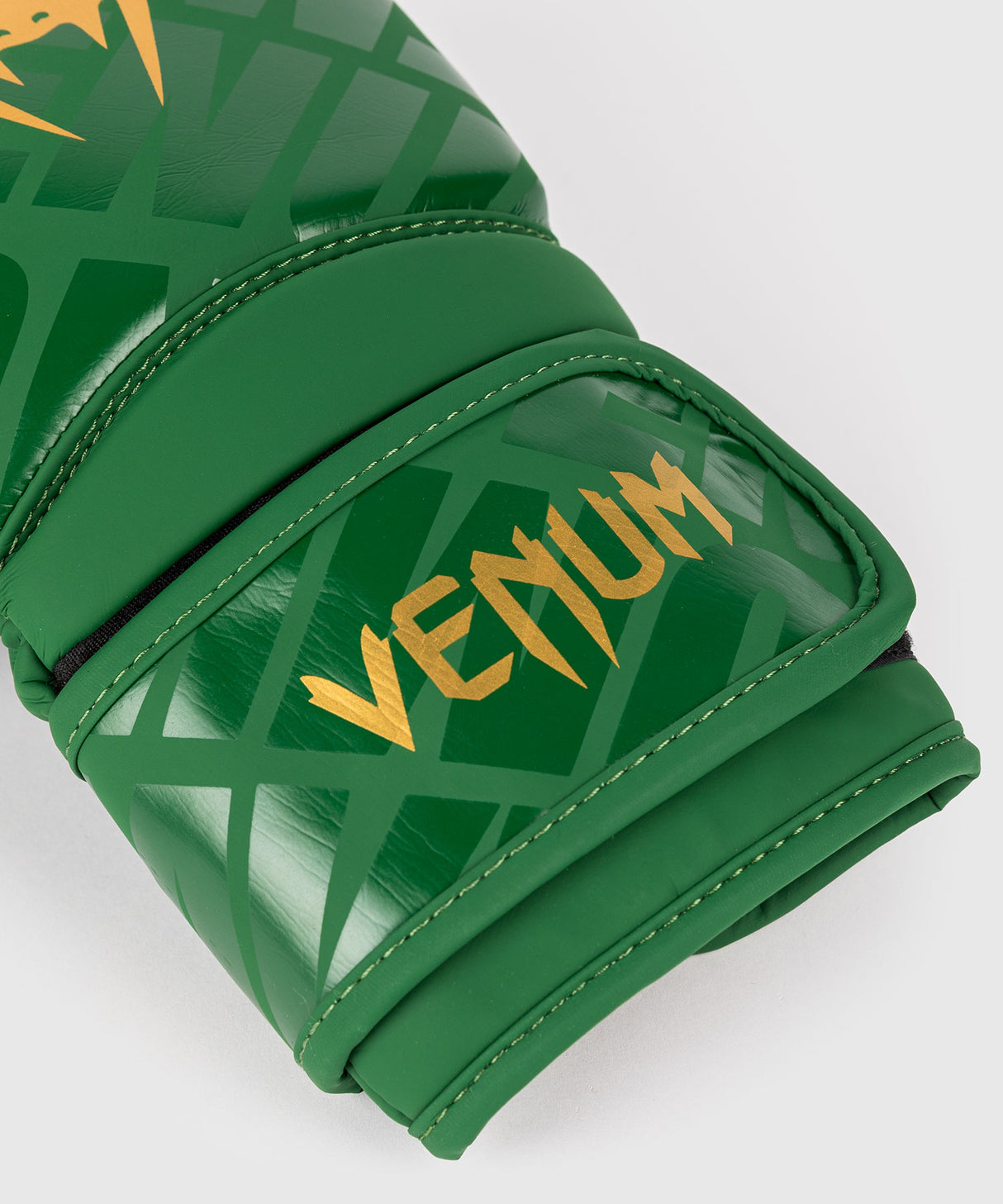 Venum Contender 1.5 XT Boxing Gloves