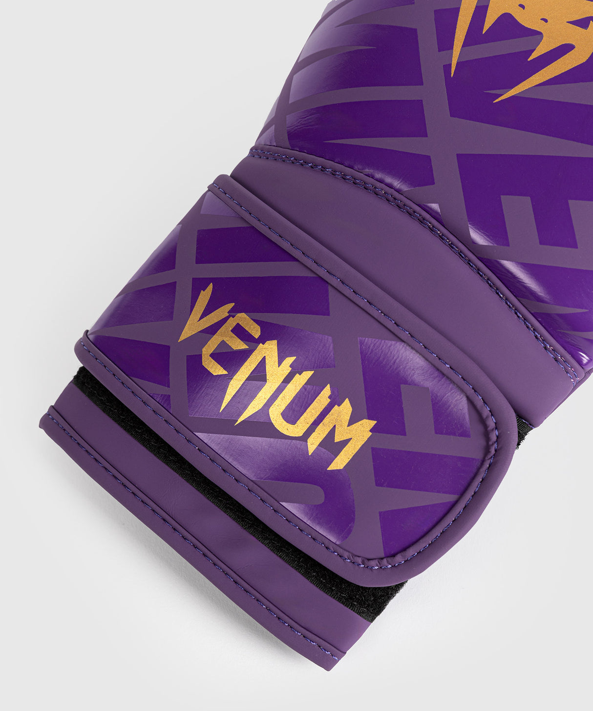 Venum Contender 1.5 XT Boxing Gloves