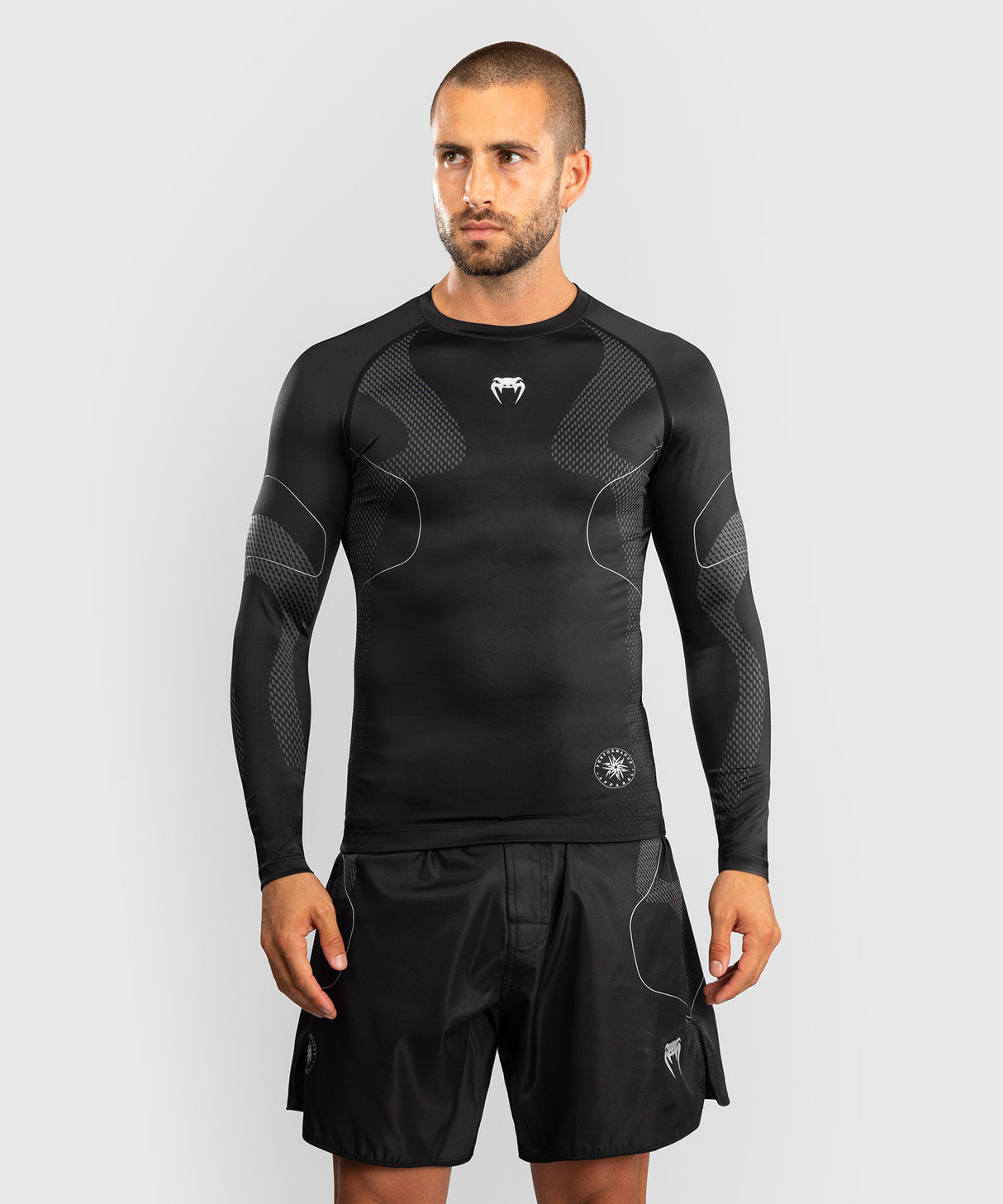 Venum Nexus Long Sleeve Rash Guard - Black/Silver