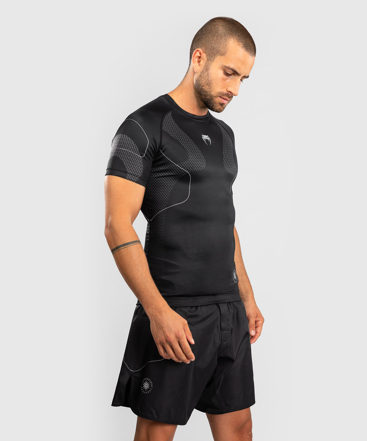 Venum Nexus Short Sleeve Rash Guard - Black/Silver