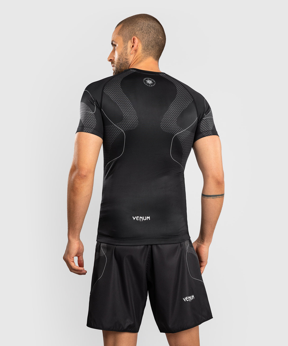 Venum Nexus Short Sleeve Rash Guard - Black/Silver