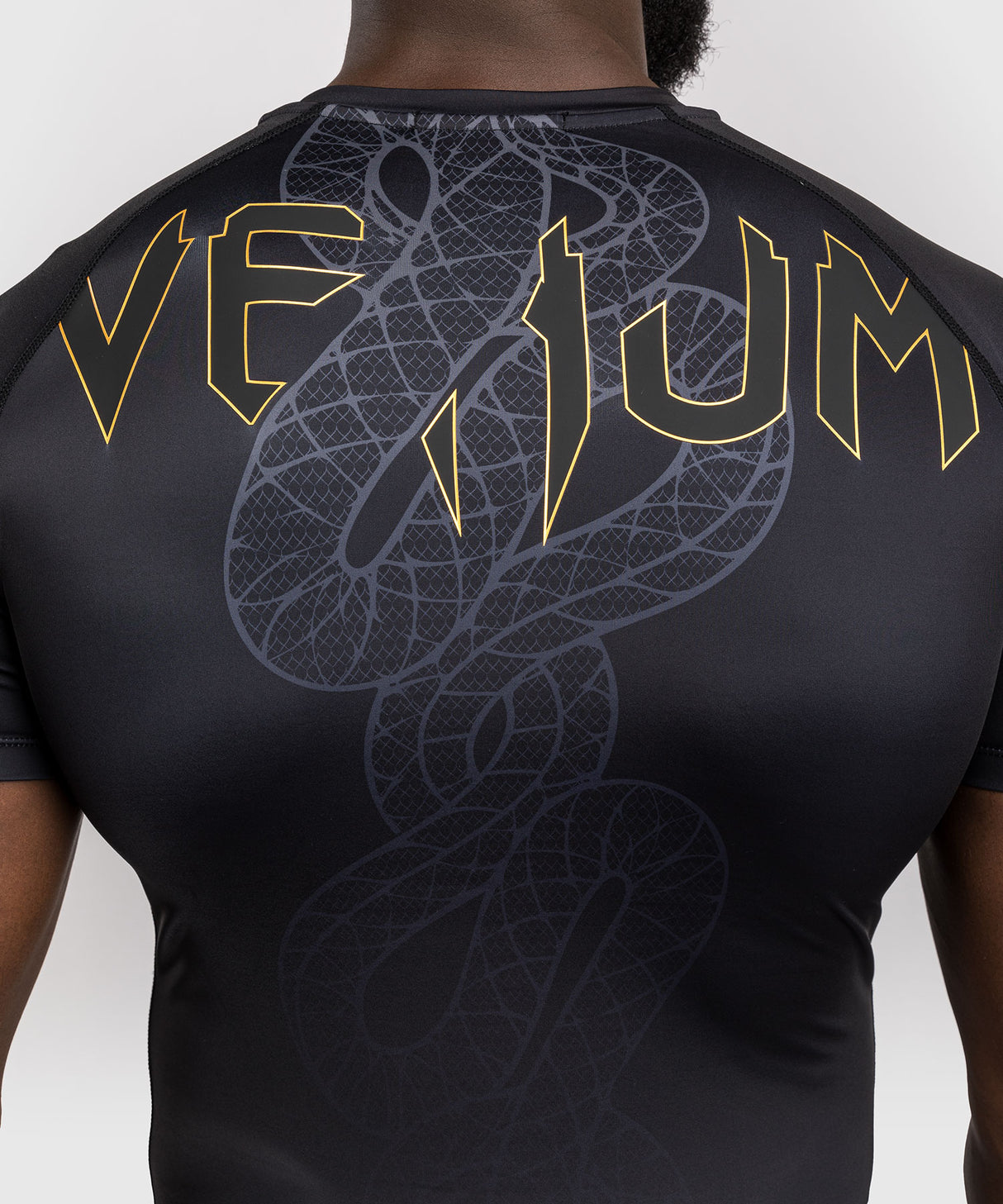 Venum Serpenti Short Sleeve Rash Guard