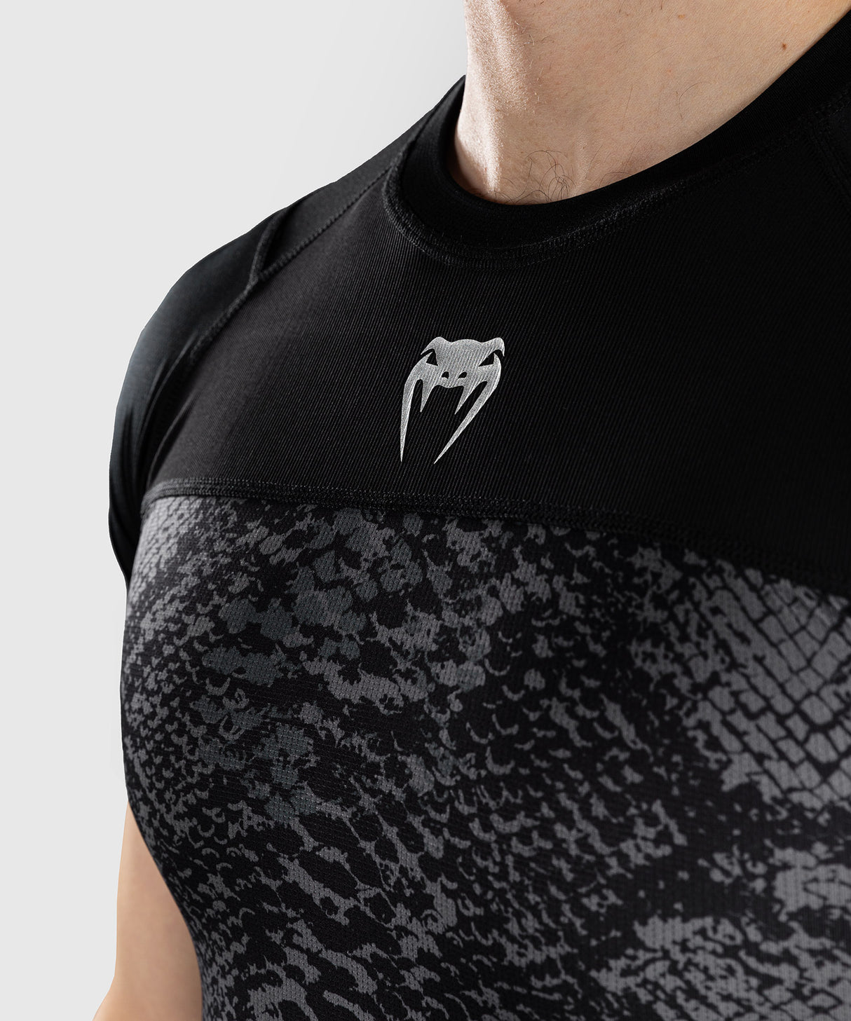 Venum G-Fit Scales Men's Short Sleeve Rash Guard - Black/Grey
