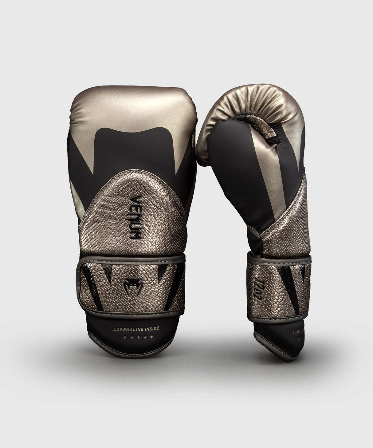 Venum Challenger 4.0 Scales Boxing Gloves