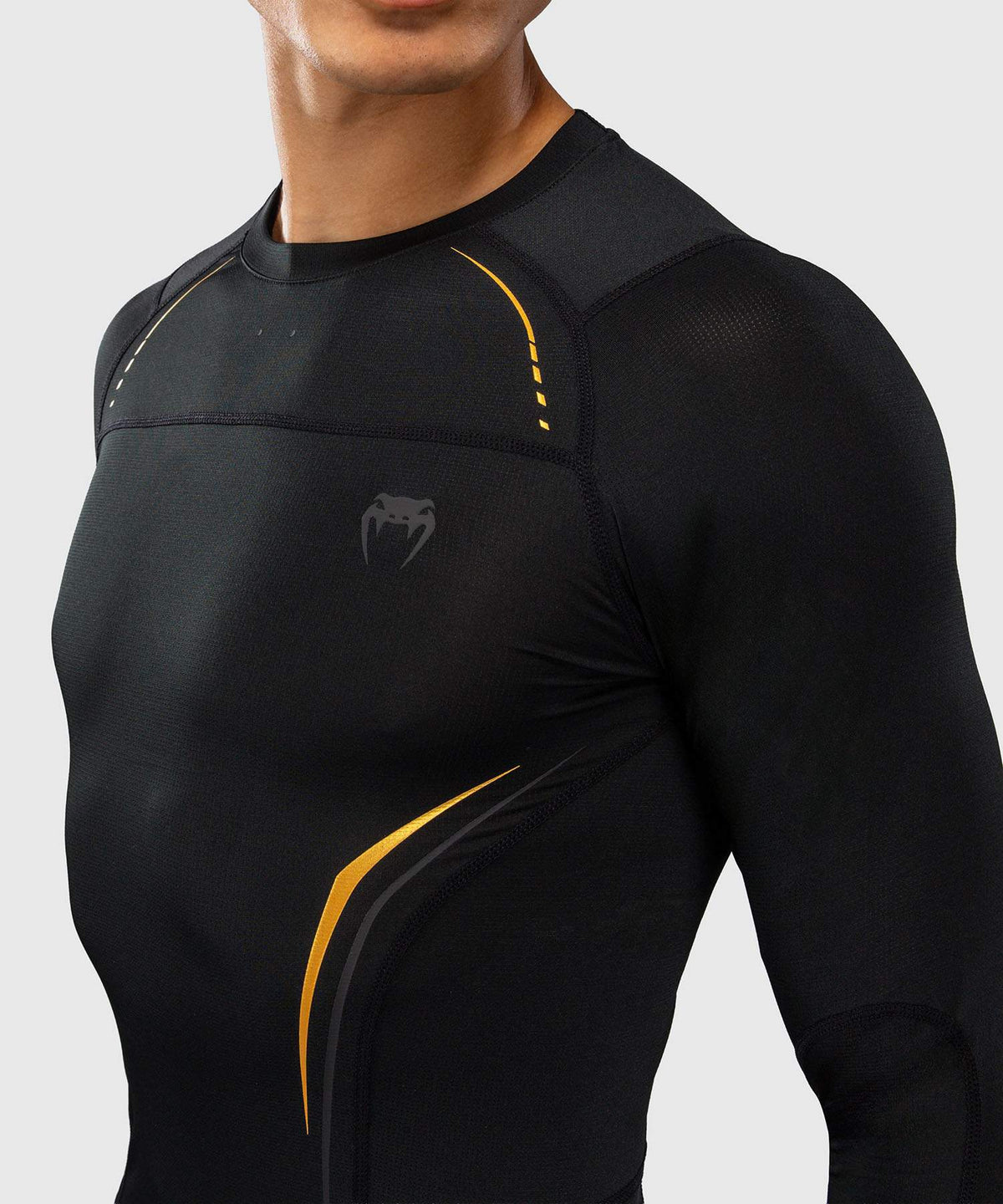 Venum G-Core Long Sleeve Rash Guard