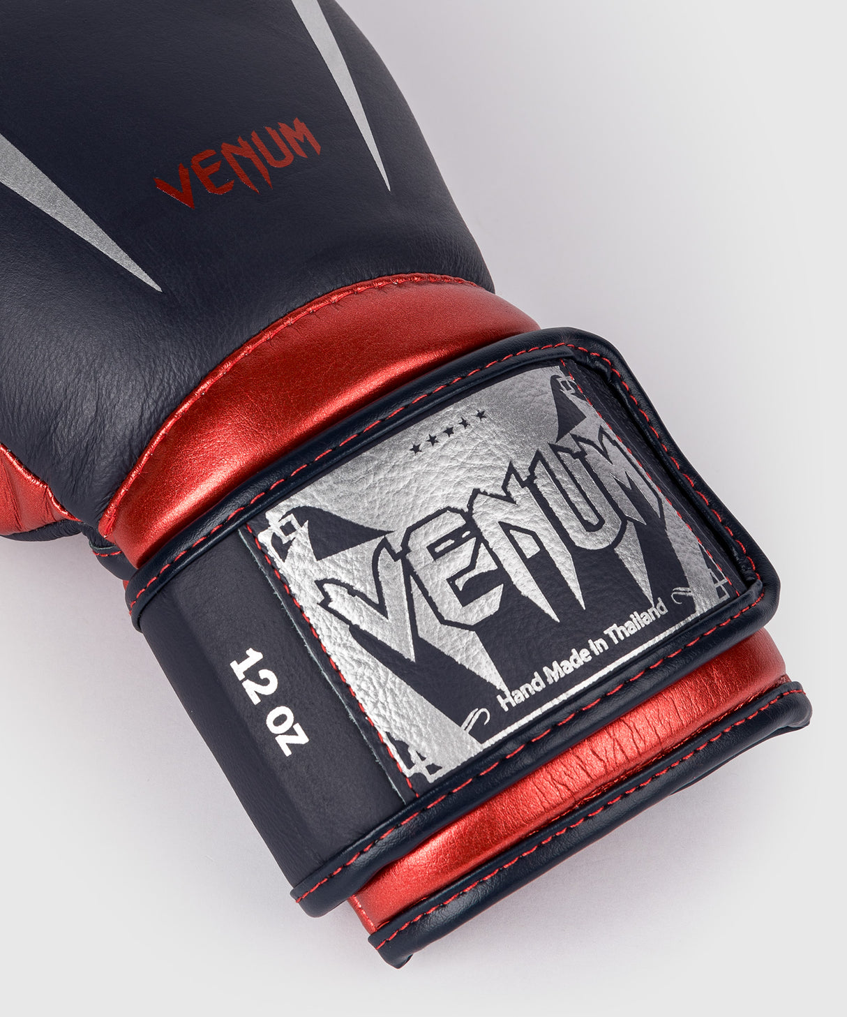 Venum Giant 3.0 Boxing Gloves