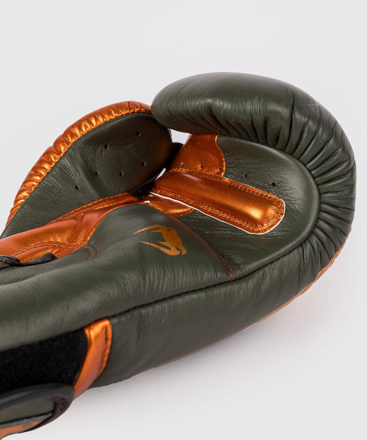 Venum Giant 3.0 Boxing Gloves