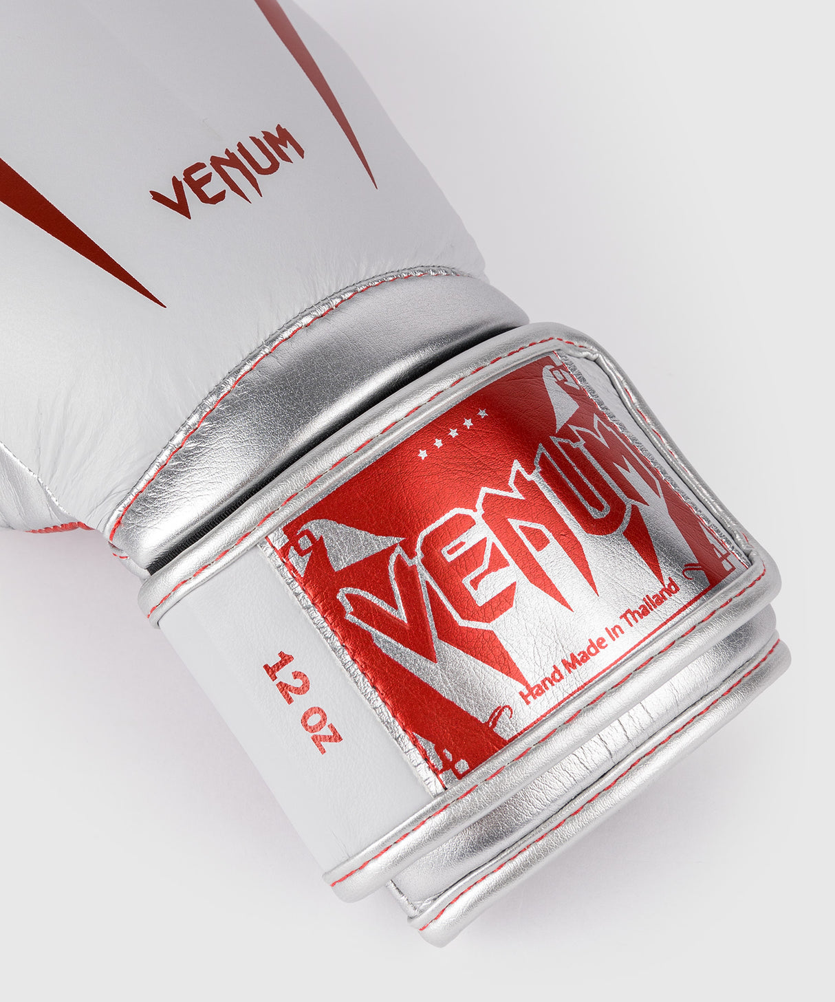 Venum Giant 3.0 Boxing Gloves