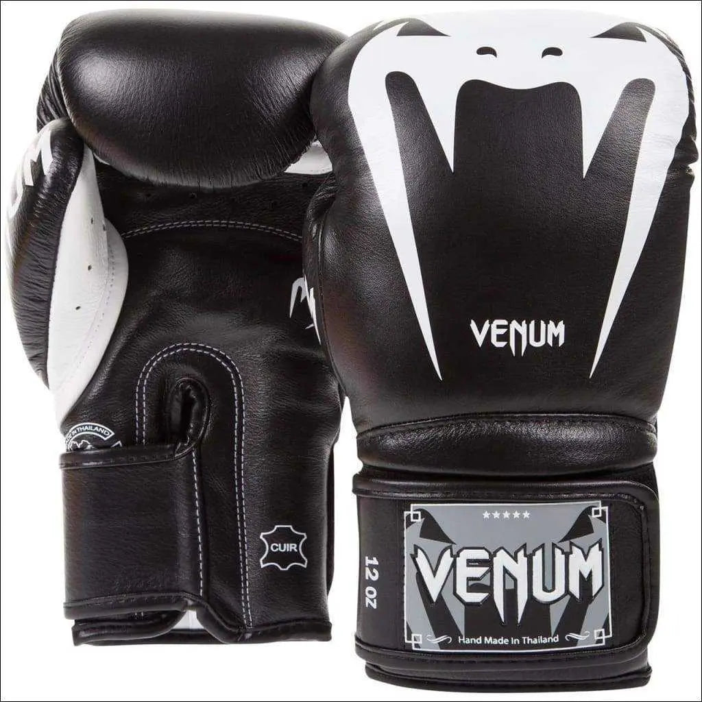 Venum Giant 3.0 Boxing Gloves Black/White Venum