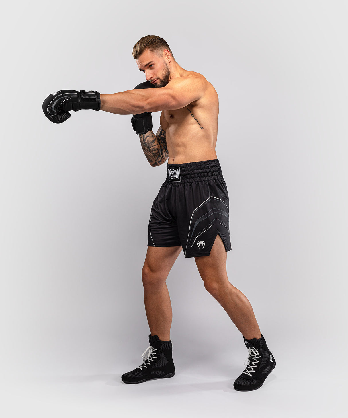 Venum Streamline Boxing Shorts