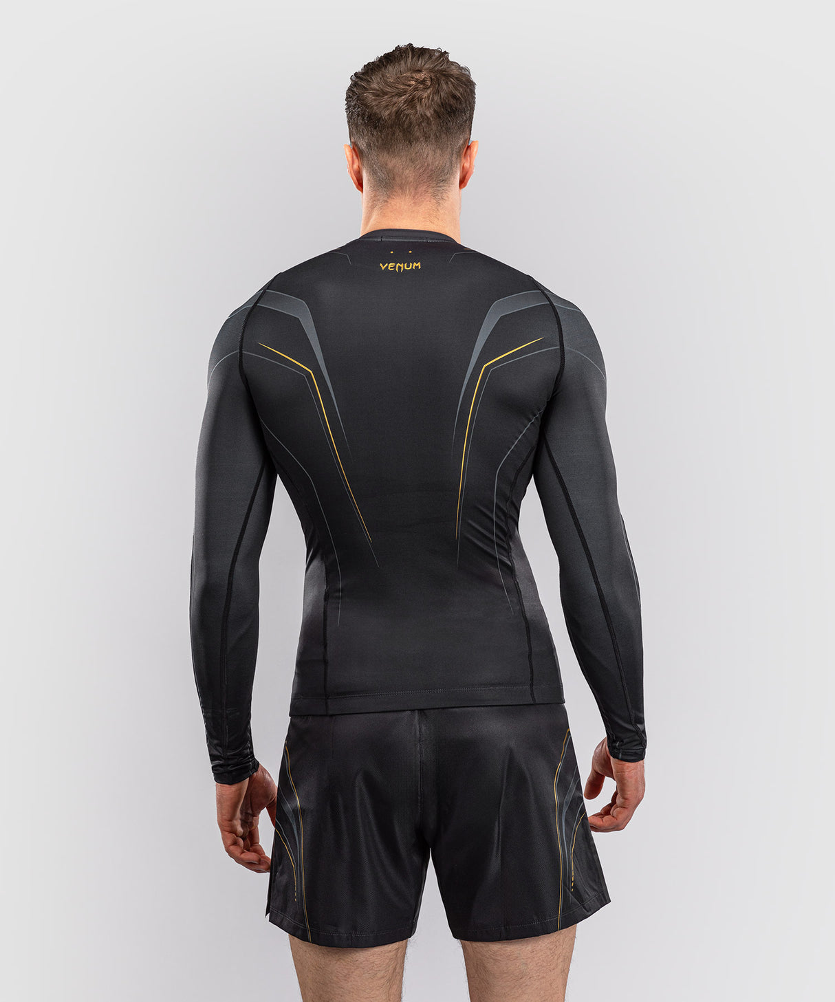 Venum Streamline Long Sleeve Rash Guard