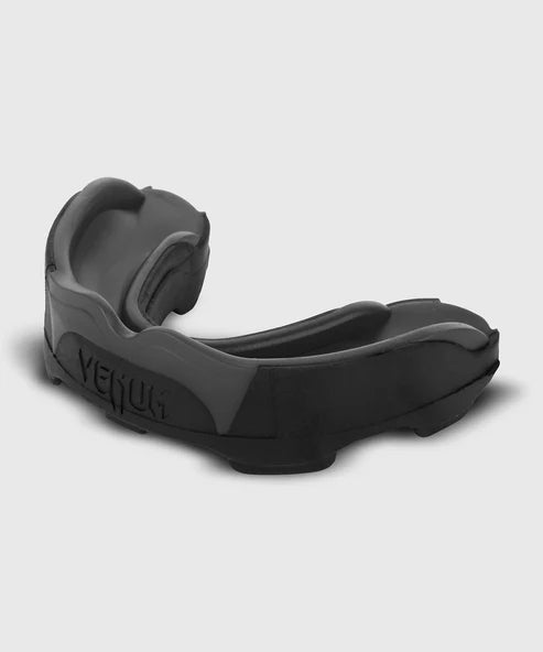 Venum Predator Mouth Guard - Fight Co