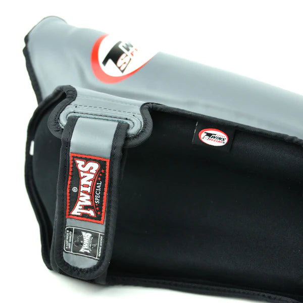 Twins Special SGL10 Leather Shin Guards