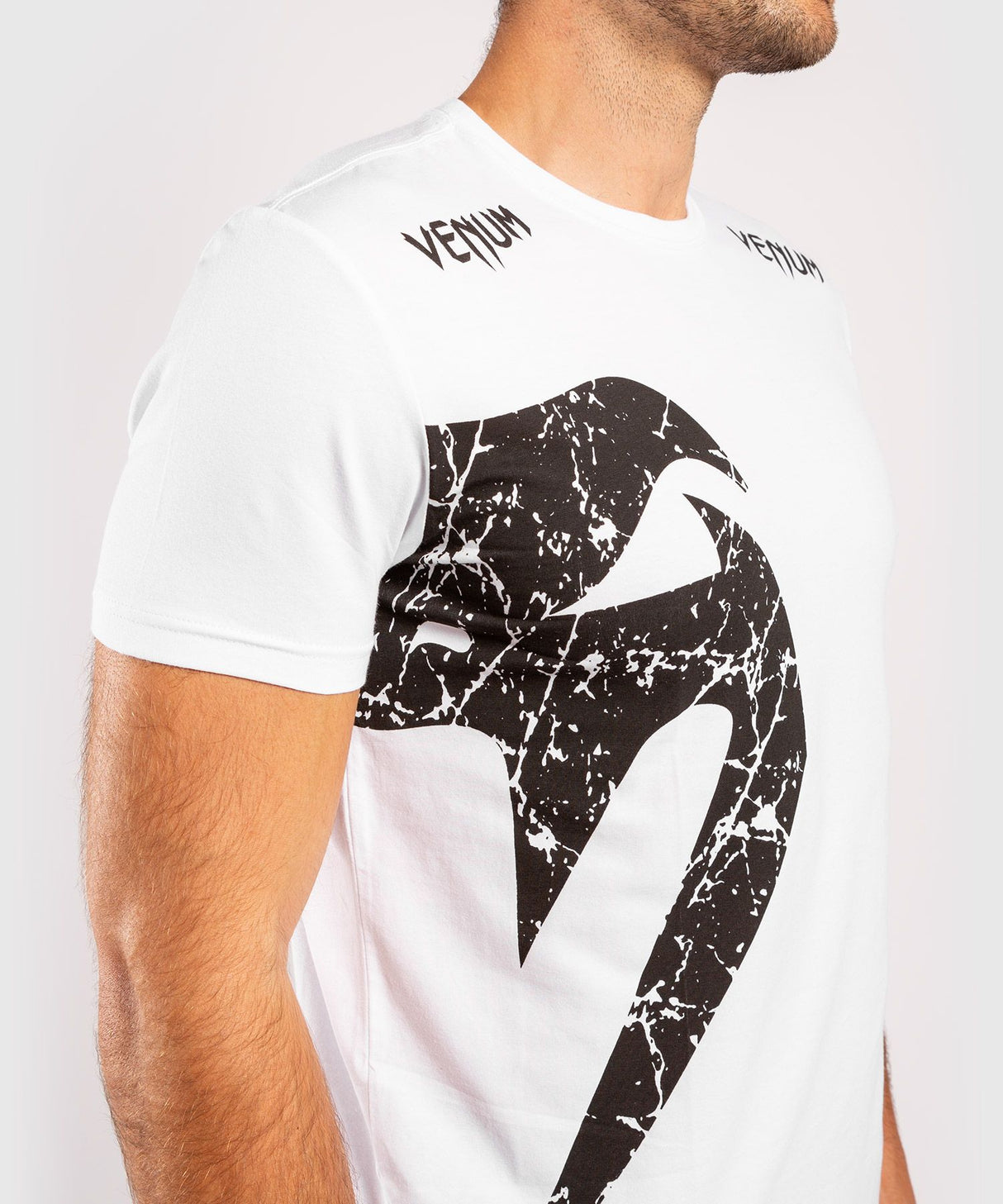 Venum Giant Mens T Shirt Venum