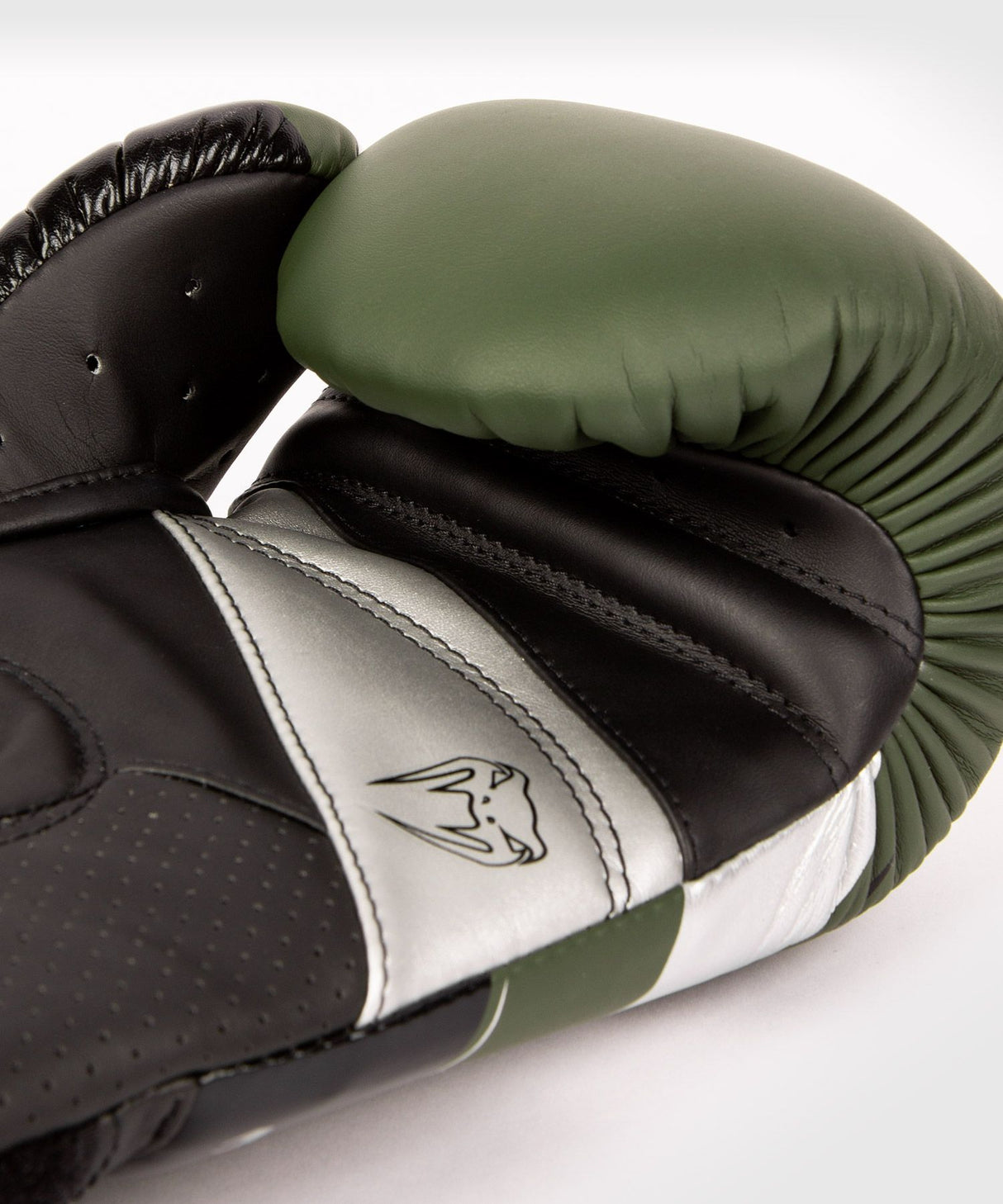 Venum Elite Evo Boxing Gloves Venum