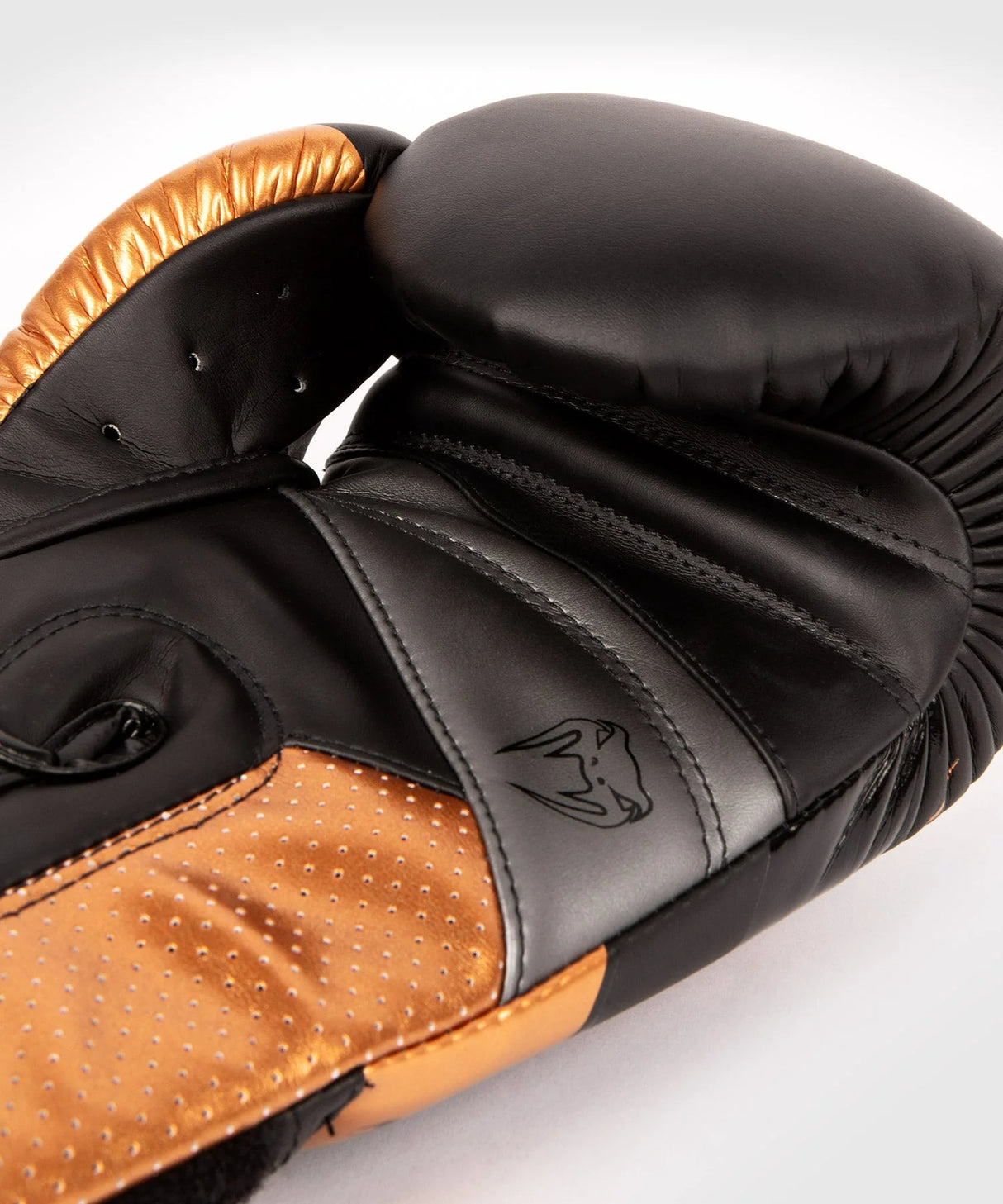 Venum Elite Evo Boxing Gloves - Fight Co