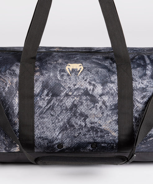 Venum Laser XT Realtree Duffle Bag - Fight Co