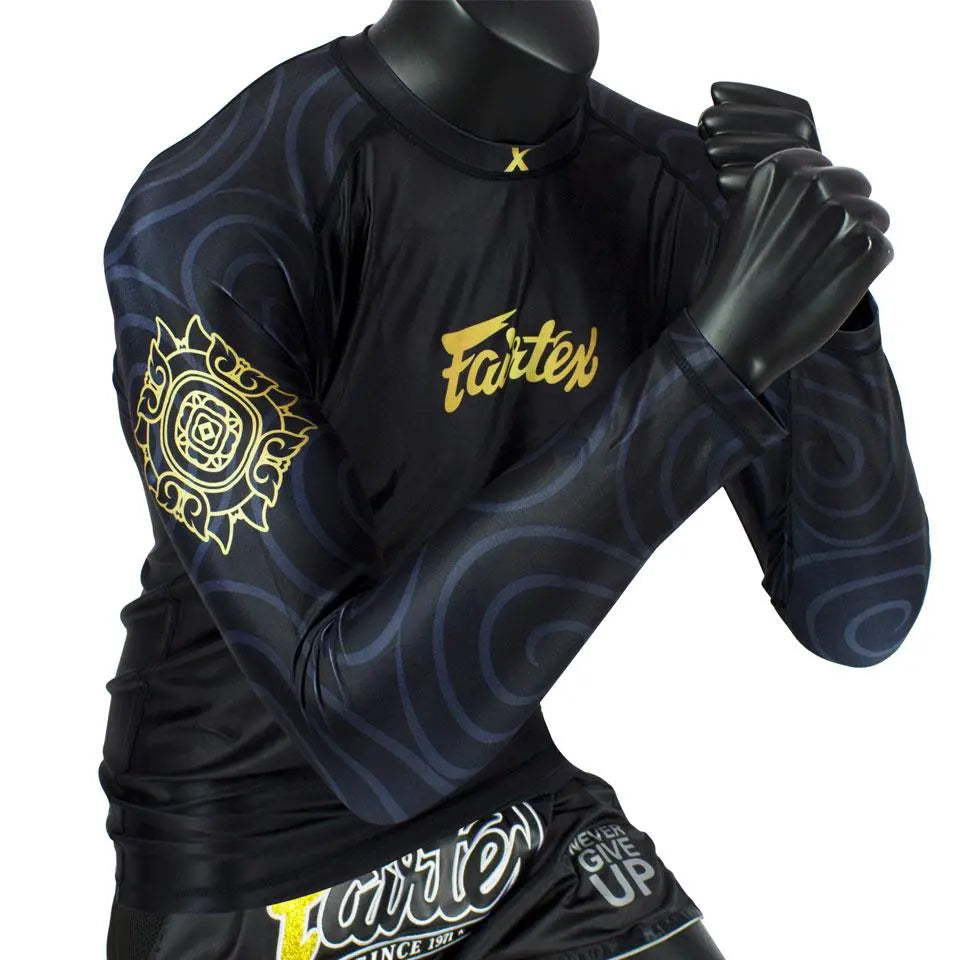 Fairtex Ninlapat Rash Guard - Black Fairtex