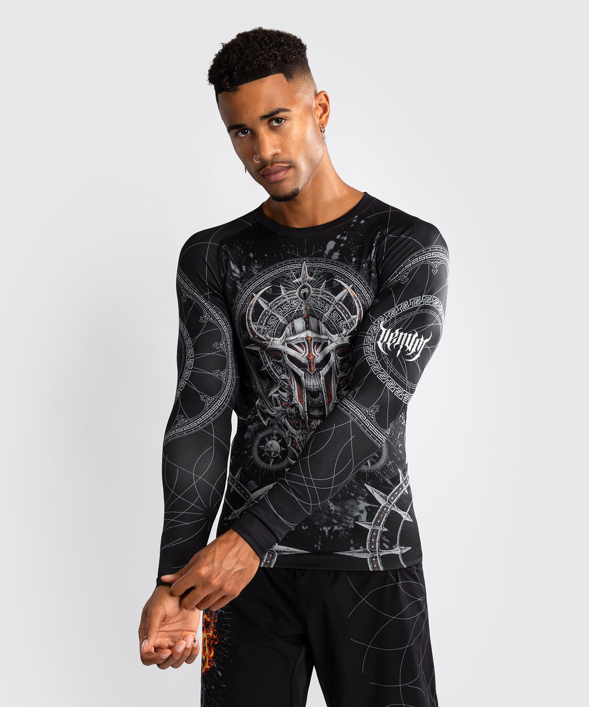 Venum Gladiator 5.0 Men's Long Sleeve Rash Guard - Black/Silver