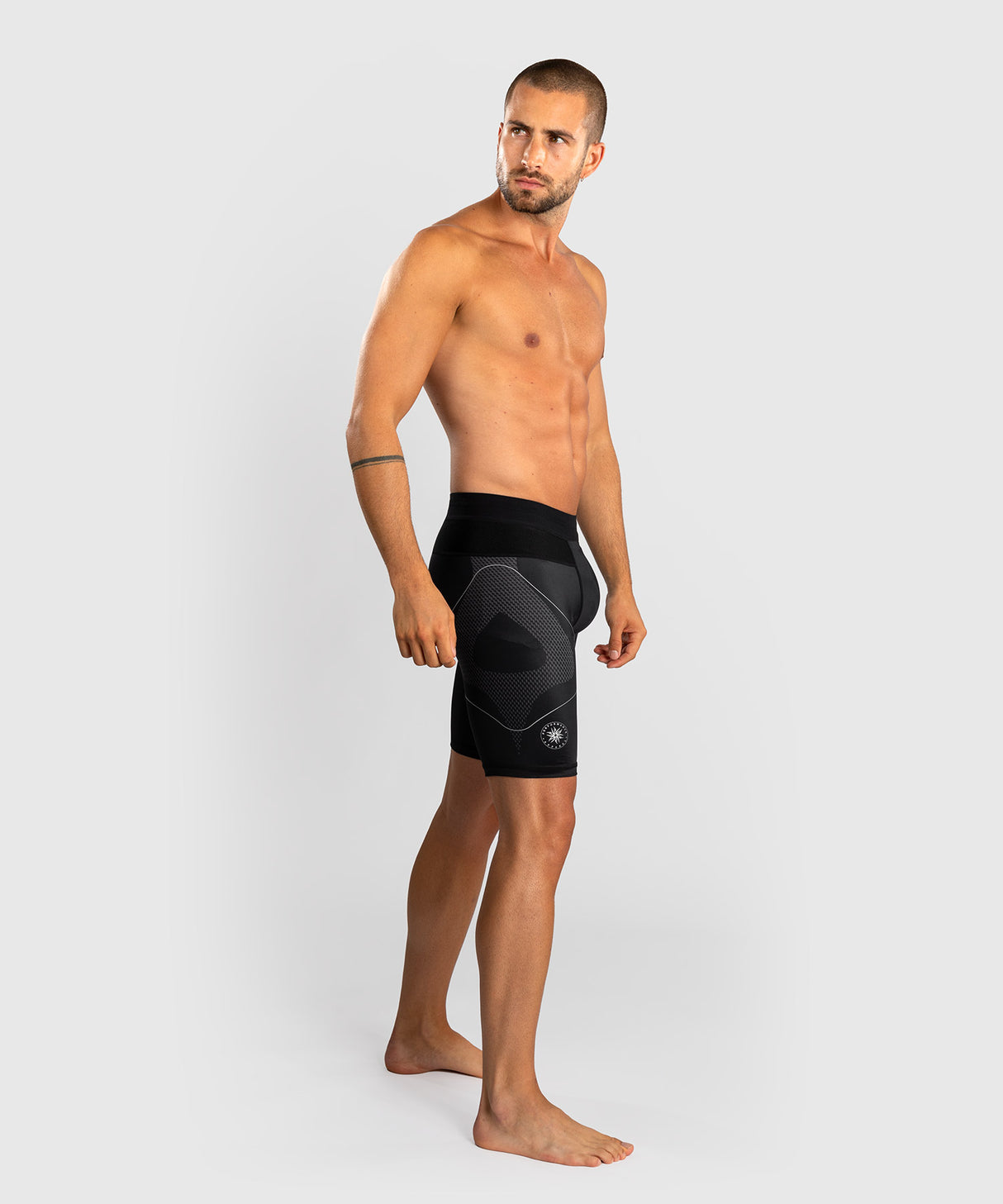Venum Nexus Vale Tudo Shorts - Black/Silver