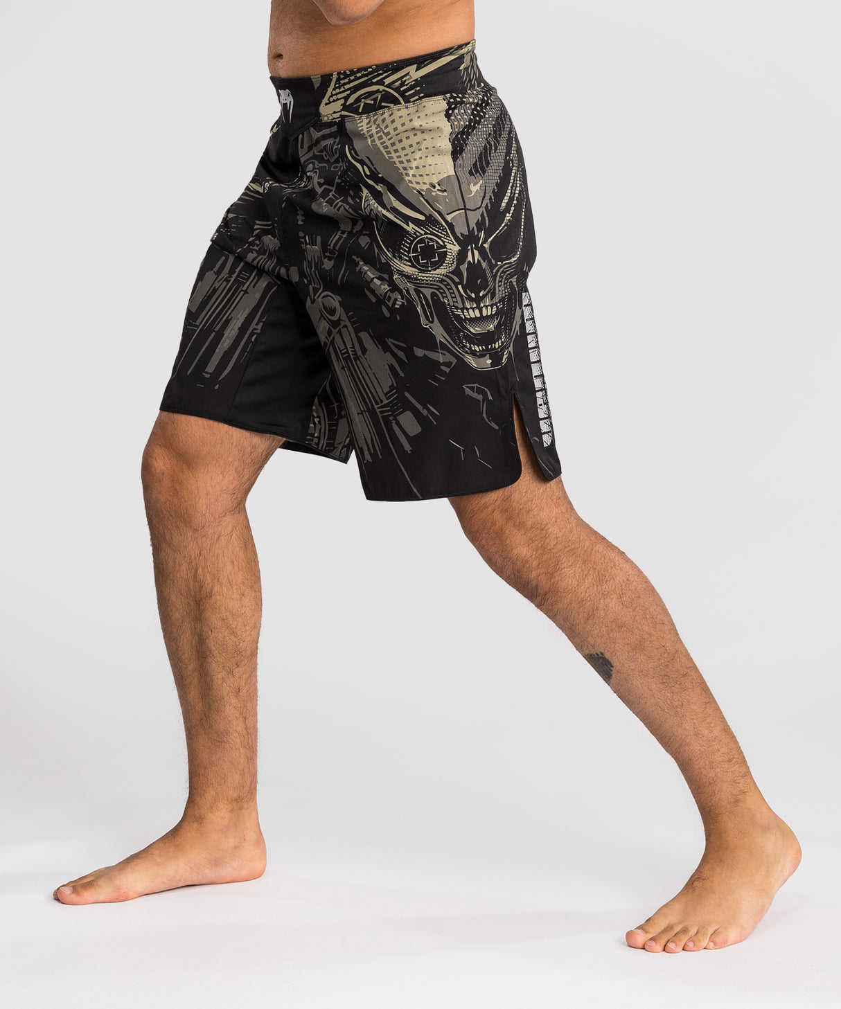 Venum Invader Fight Shorts - Black/Sand