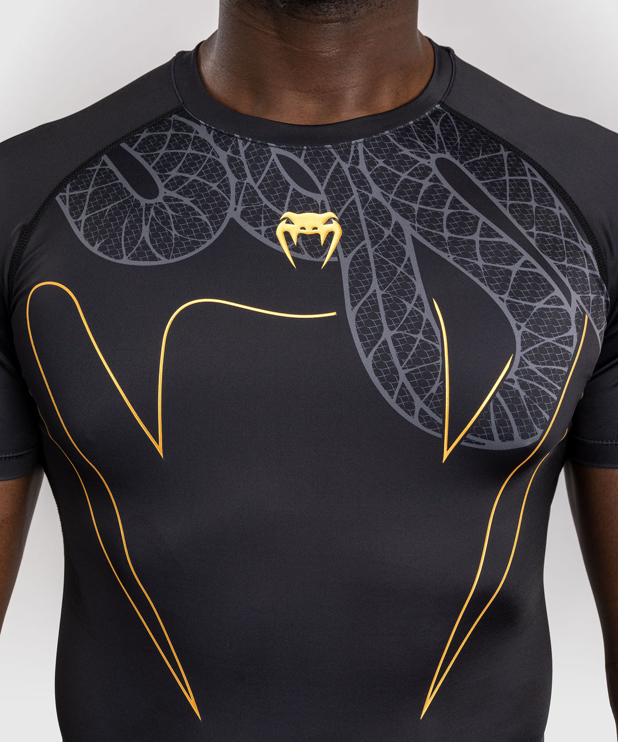 Venum Serpenti Short Sleeve Rash Guard