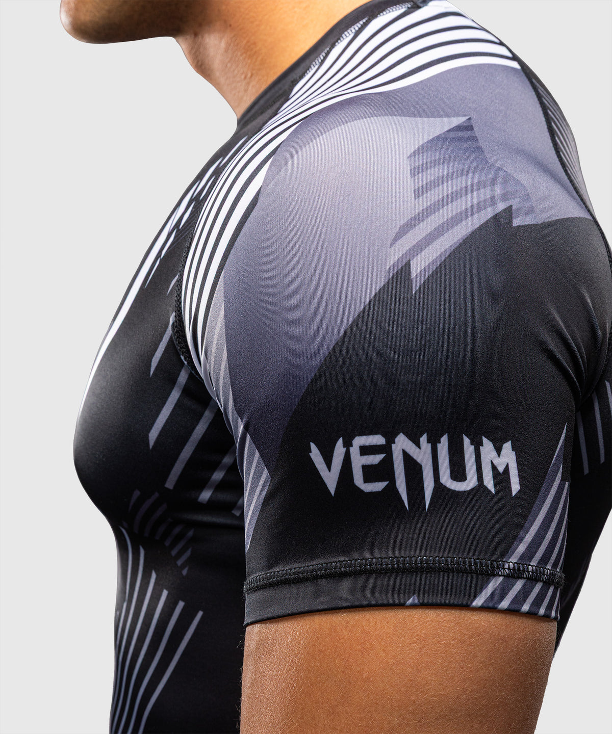 Venum No-Gi 6.0 Short Sleeve Rash Guard