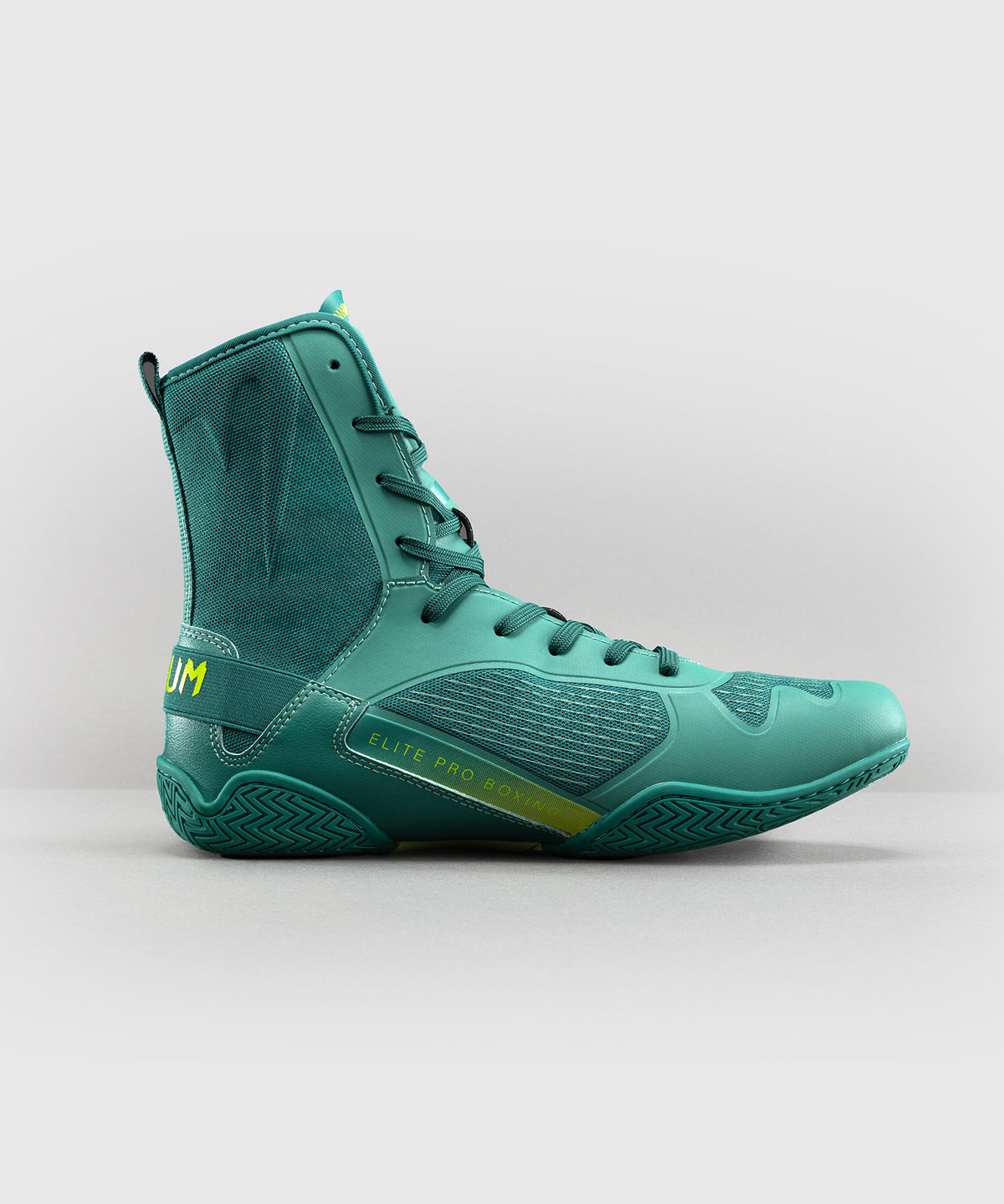 Venum Elite Neo Boxing Shoes