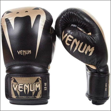 Venum Giant 3.0  Boxing Gloves Venum