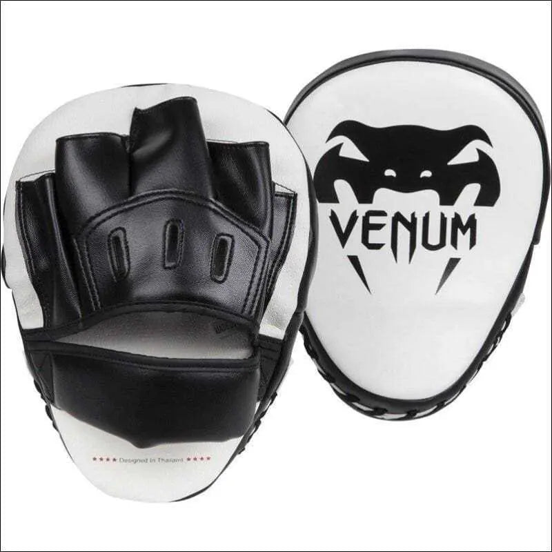 Venum Light Focus Mitts Venum