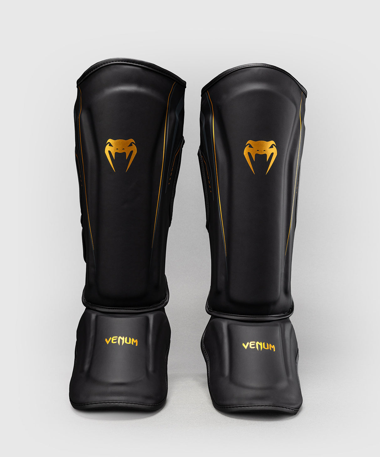 Venum Streamline Shin Guards