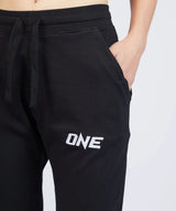 ONE Logo Jogger - Black