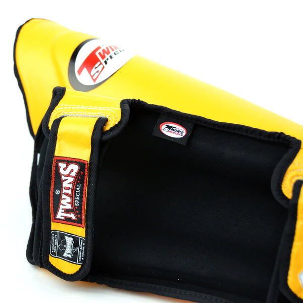 Twins Special SGL10 Leather Shin Guards