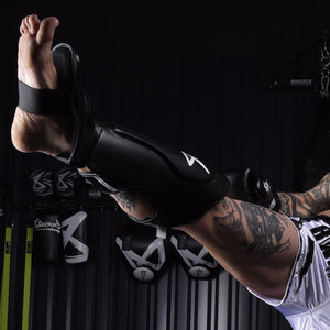 8 WEAPONS Shin Guard, Pure, black 8 WEAPONS