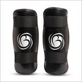 Bytomic Performer Shin Guards Black/White Bytomic